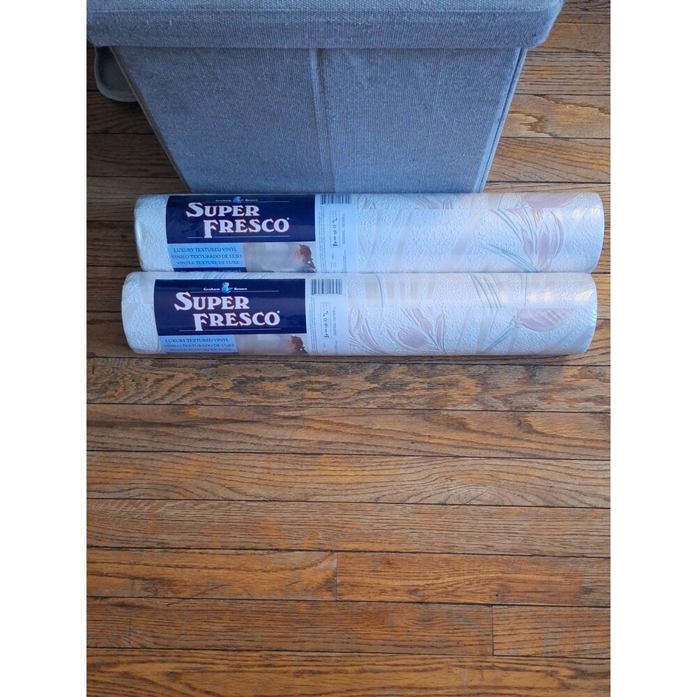 Vintage Super Fresco Textured Floral Wallpaper Roll in Pale Pink and Cream